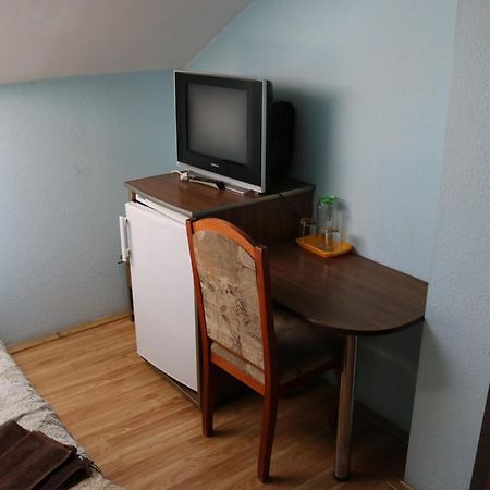 Готель ***Феєрія Tyachiv ภายนอก รูปภาพ