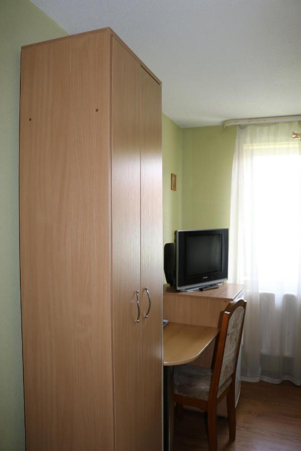 Готель ***Феєрія Tyachiv ภายนอก รูปภาพ